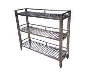 Nên hay không nên sử dụng kệ inox 3 tầng trong khu bếp công nghiệp?