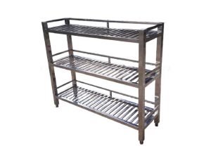 Kệ được làm từ inox cao cấp nên đảm bảo độ bền trong quá trình sử dụng