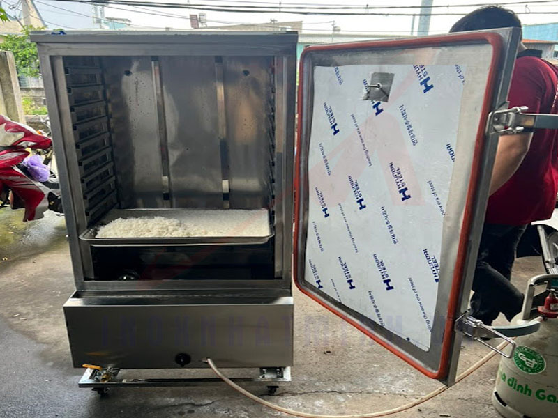 Tủ hấp cơm công nghiệp gas điện là gì?